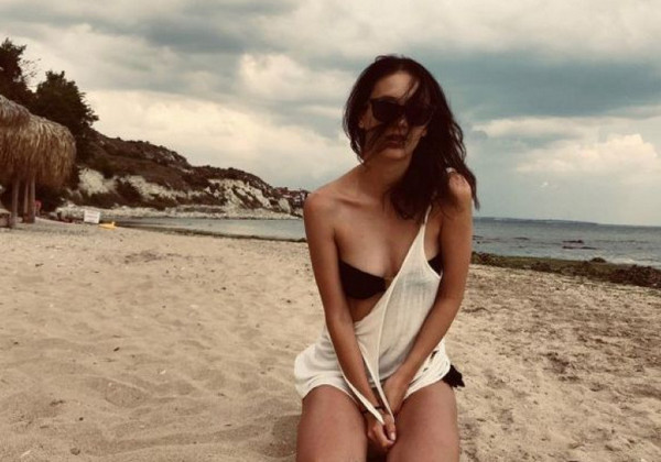 Луиза Григорова остави всички мъже без дъх след тези горещи СНИМКИ на плажа