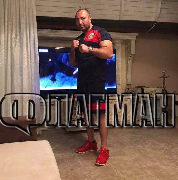Първо във Флагман.бг! Митьо Очите, Данчо Ларша и Кольо Магарето са сред арестуваните при спецакцията в Бургас