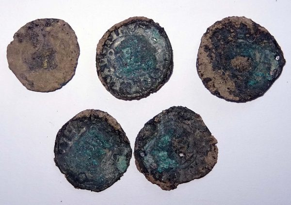 Съкровище от сребърни монети откриха археолозите на крепостта Русокастро