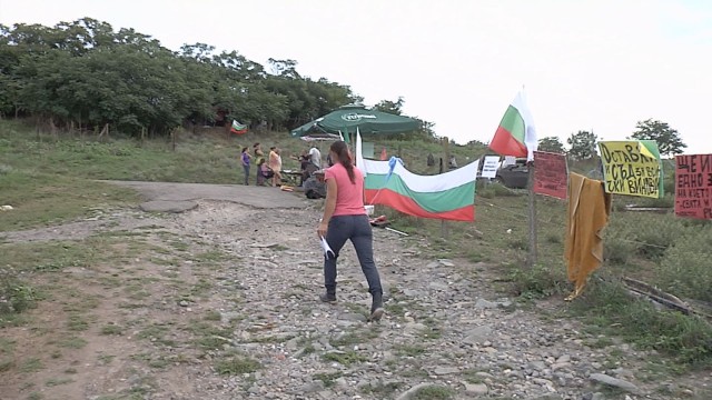 В Болярово продължават битката със здравните власти заради чумата