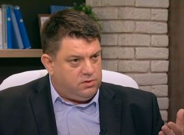Атанас Зафиров: Бенчо Бенчев е авторитетен човек, Борисов е гостувал в дома му (ВИДЕО)