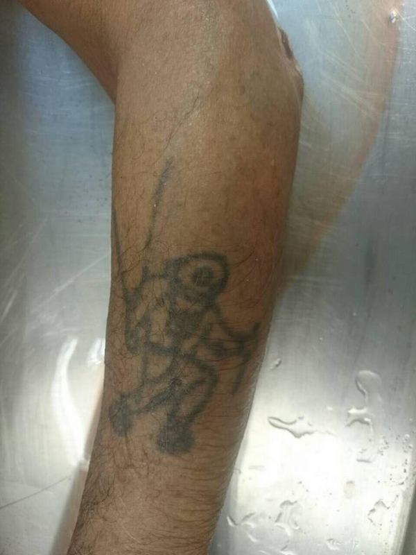 Престъпление или инцидент? Удавникът от Северния плаж - добре облечен, издирват самоличността му по татуировка (СНИМКИ 18+)