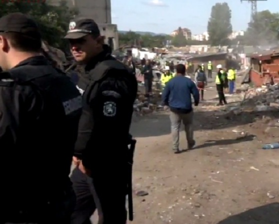 Акция на полицията в гетото! Удариха ромската мафия за скрап