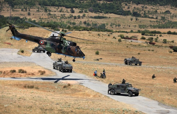 САЩ планира нови инвестиции във военните си бази в България и Румъния