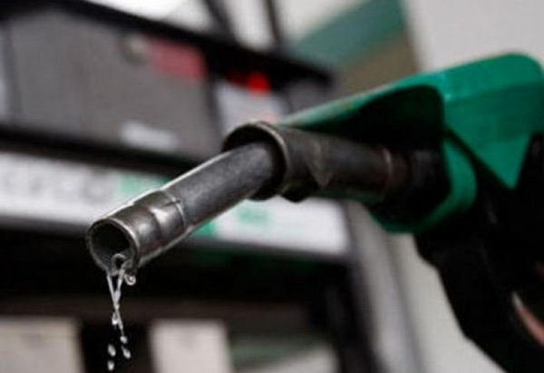 Бензинът в България е най-скъп от над три години насам