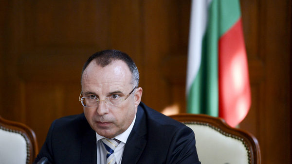 Съдбата на председателя на агенцията по храните ще се реши след разговор Борисов - Порожанов