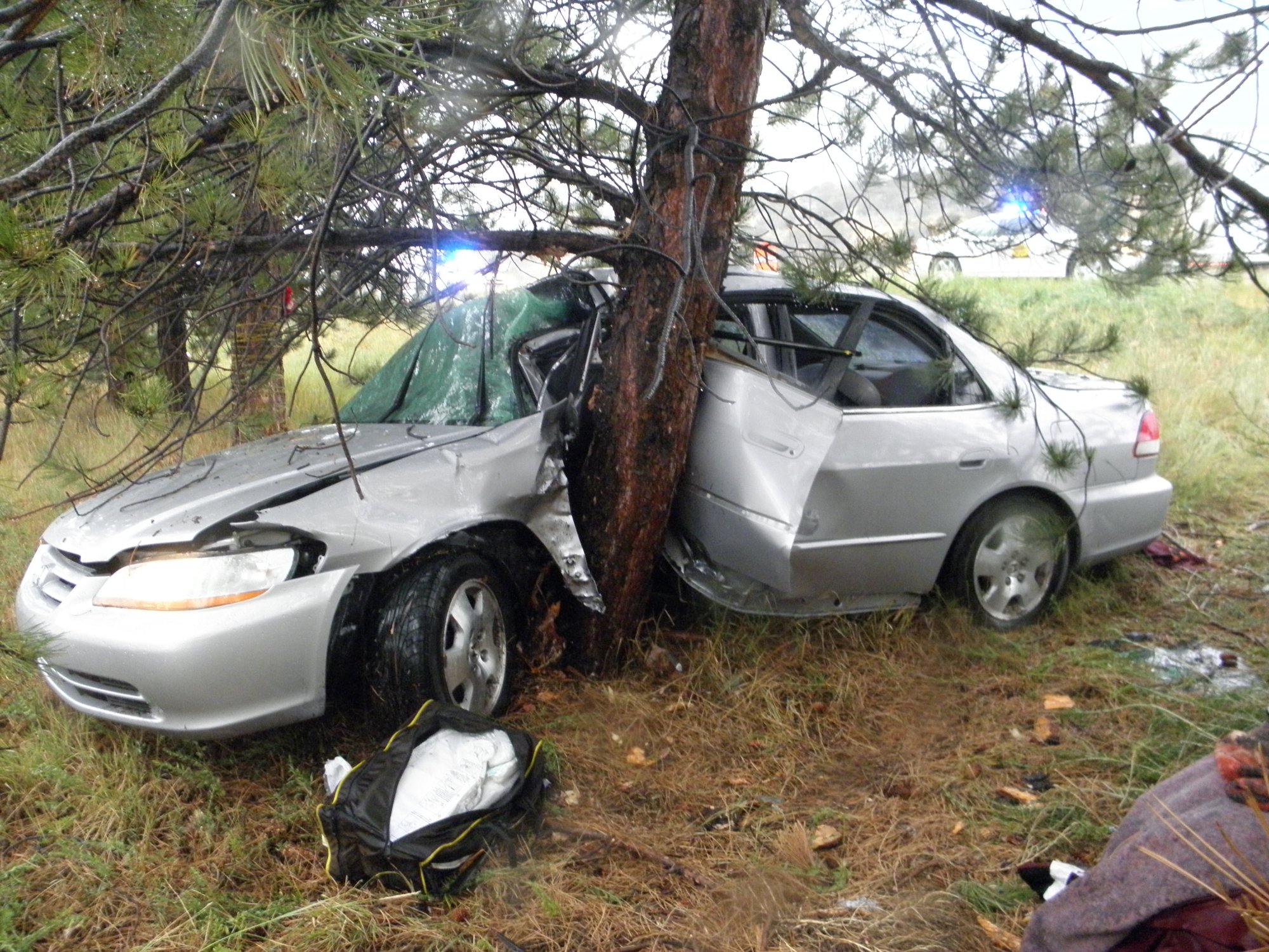 Трагедия край Руен: Мицубиши блъсна Хонда, прати я в крайпътно дърво и уби шофьора