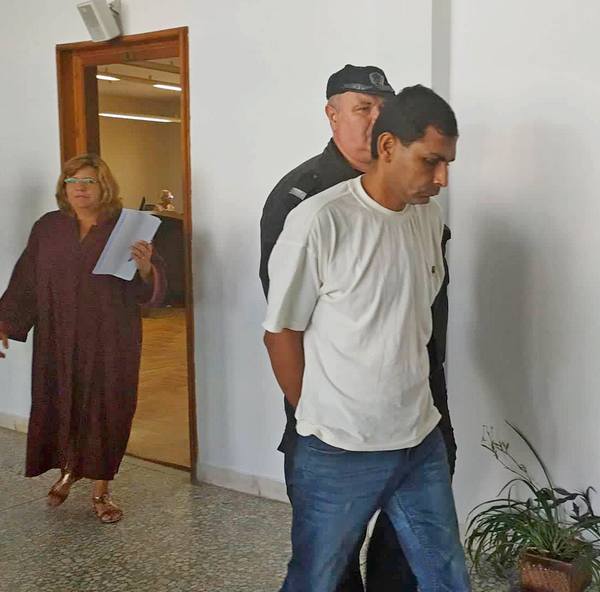 Вижте Живко от Айтос – педофил, насилвал малолетна, съдът го остави в ареста