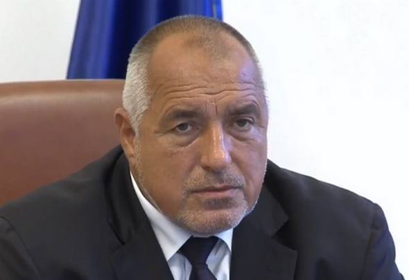 Борисов намекна за политически оставки след катастрофата в Своге