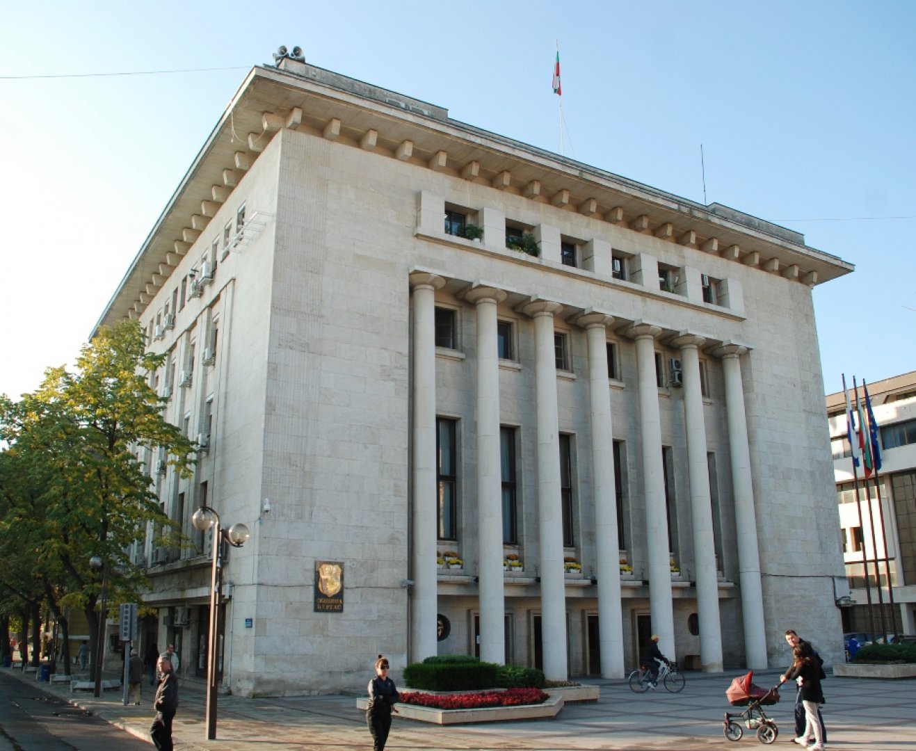 Бургас сред отличниците по финансова стабилност в страната