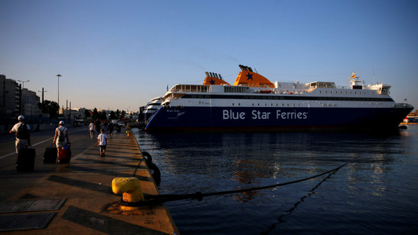 Стачка остави Гърция без морски транспорт