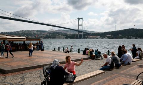 Турската лира е все по-нестабилна