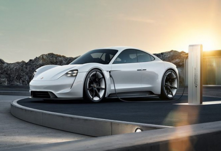 Porsche сложи кръст на дизела, занапред колите на марката ще са само електрически и хибридни