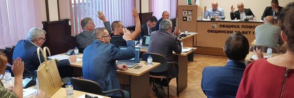 Първото безплатно общинско жилище бе предоставено на лекар от МБАЛ-Поморие