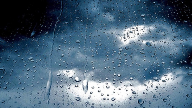 Синоптиците предупреждават: Очакват ни дъждове и силен вятър