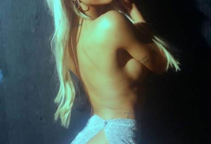 Най-секси синоптичката пусна своя гола снимка