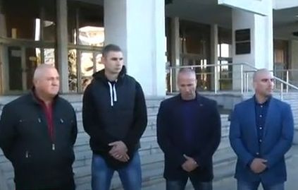Тормозът на граничарите от Бургас продължава, бащата на Мишо Цонков зове властта за помощ (ВИДЕО)