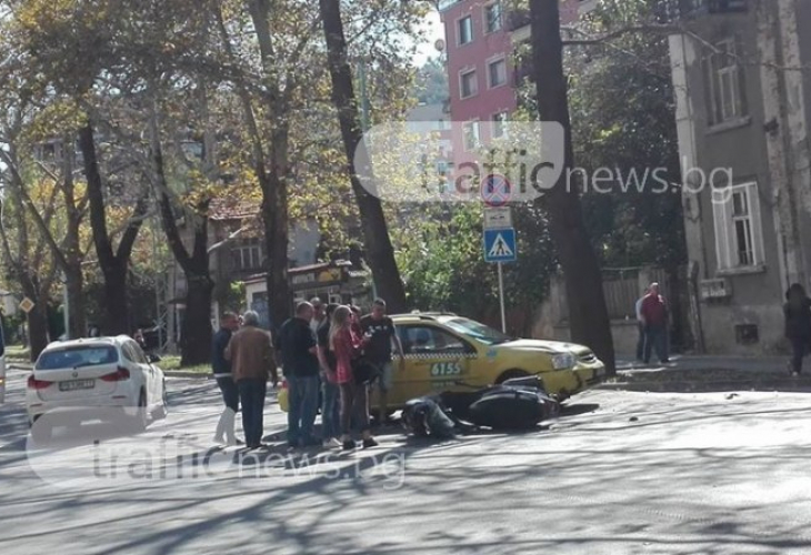 Таксиджия направи голяма беля на пътя (СНИМКА)