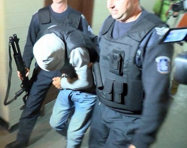 Само във Флагман.бг: Диян Ченгето е арестуваният за кражбите от магазини в Бургас