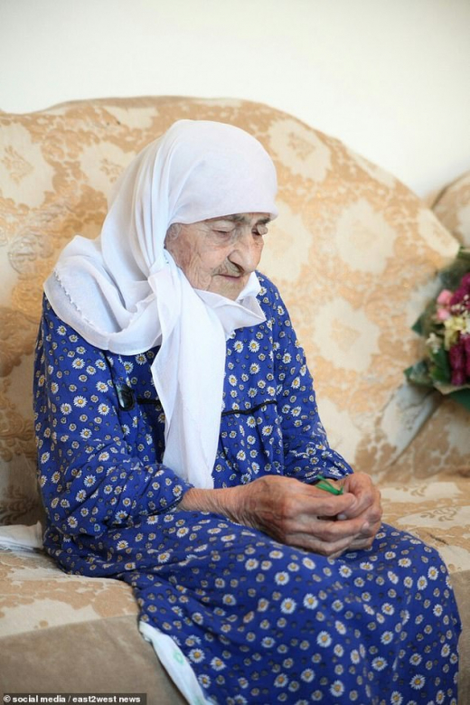 Най-старата жена в света (129): Дългият ми живот е наказание от Бога, най-щастлива бях, когато оцелях геноцида на Сталин