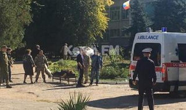 Взрив в училище в Крим, 10 души са загинали