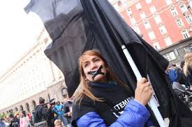 „За” и „против” протестите с искане оставката на Валери Симеонов