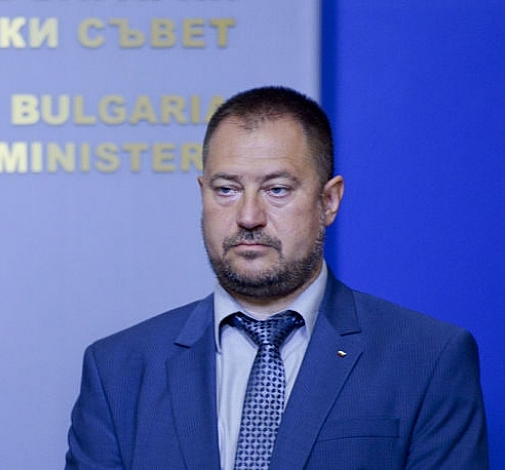 Издавали български паспорти на чужди граждани, за да работят в ЕС! Човек на ВМРО управлява агенцията