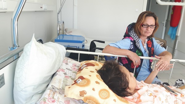 Чудо! 22-годишно момиче живее четвърти живот благодарение на лекари от УМБАЛ-Бургас