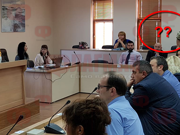 Съветници дадоха зелена светлина за ремонт на пътища в Созопол, но къде е кметът Панайот Рейзи?