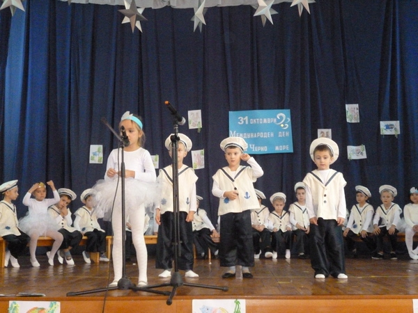Ето как бургаски ученици отбелязаха Международния ден на Черно море