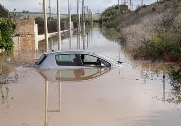 Ужас! Телата на 9 души бяха открити в наводнена къща в Сицилия след проливни дъждове
