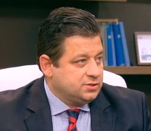 Полк. Николай Марков: Държавният кортеж не може да спира заради линейка без включени сирени (ВИДЕО)