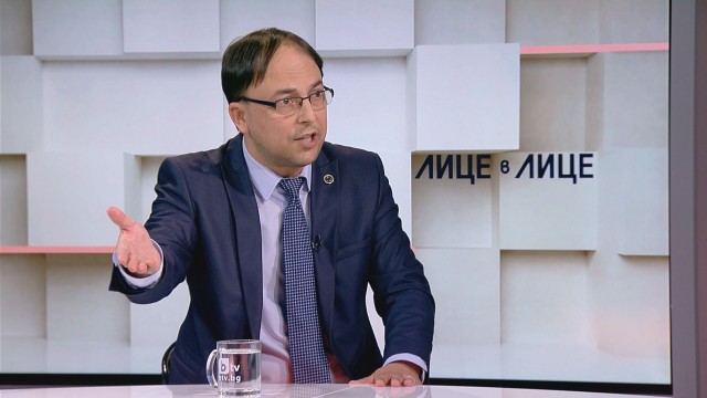 Борис Вангелов: ДАБЧ не дава паспорти, процедурата е дълга