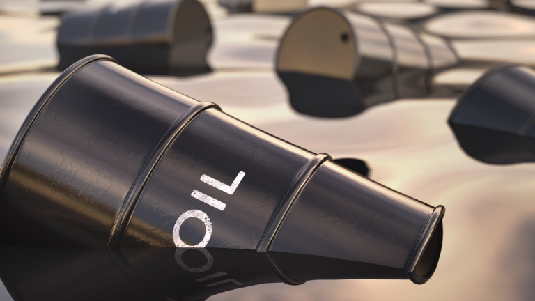 Цената на петрола се срина до $65 за барел