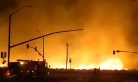 600 души са в неизвестност след пожарите в Калифорния