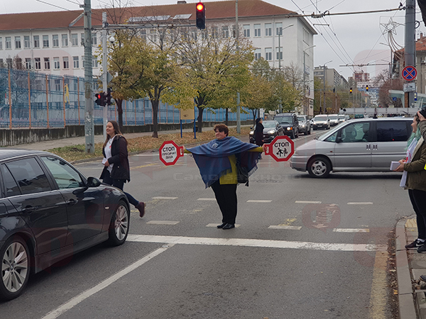 За пример! Бургаската полиция и БЧК с кампания за безопасността на пешеходците (СНИМКИ)
