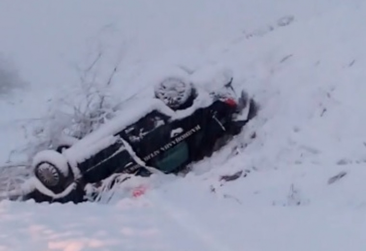 Хаос в Северозапада: Е-79 заприлича на автоморга в снега! Апокалипсисът идва към Бургас (СНИМКИ/ВИДЕО)