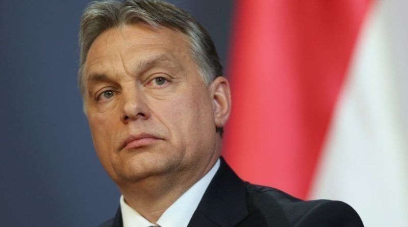 Собственици на 500 медии в Унгария подариха акциите си на партията на Виктор Орбан