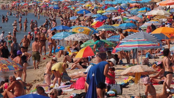 Рекорден ръст на чуждите туристи това лято, очаква се 5% и за предстоящия зимен сезон