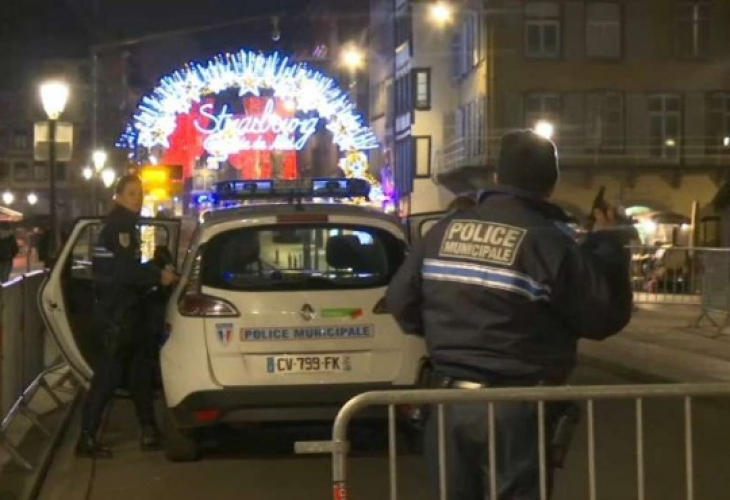 Извънредно от Страсбург: Полиция обсади касапина, окървавил града!