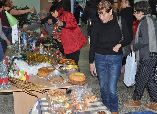 Четиридневният благотворителен базар в Несебър събра над 15 хил. лева