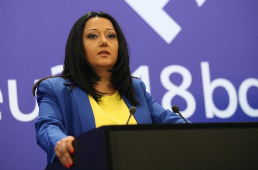Лиляна Павлова от утре няма да е министър, връща се като депутат в парламента