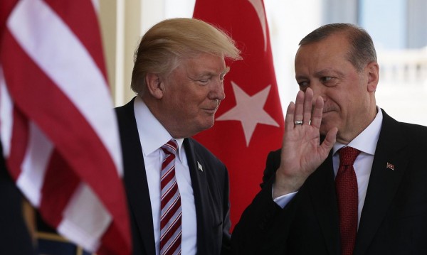 Ердоган обеща на Тръмп: Ще изтребя всички от ИД в Сирия