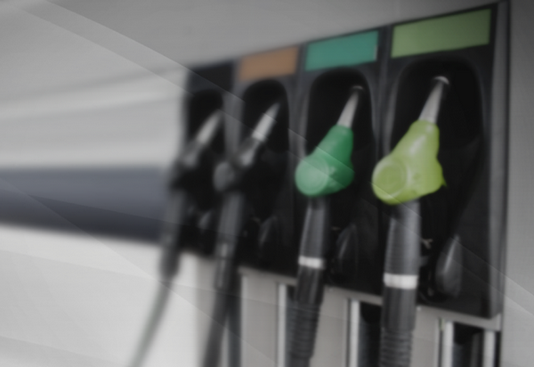 Бензинът най-евтин за последните две години и половина - в Бургас и Айтос е по 1,79 лв.