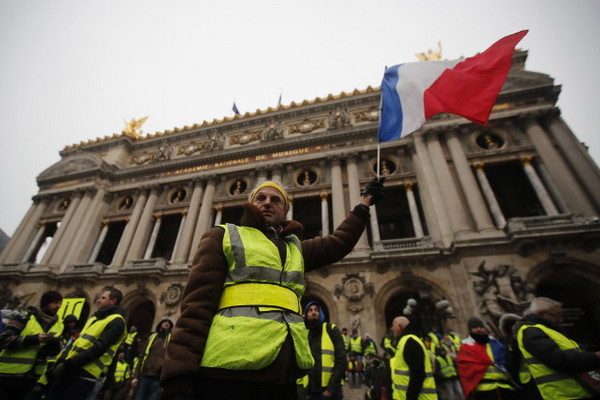 Очаква се седми протест на жълтите жилетки във Франция