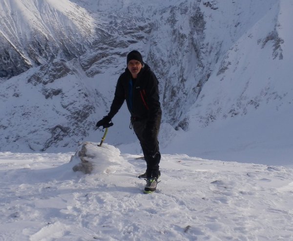Загиналият мъж под Ботев – опитен планинар, не послушал хижаря да не атакува върха