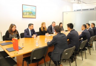 Можем ли да привлечем китайски туристи на българското Черноморие, министър Ангелкова на среща с туроператори