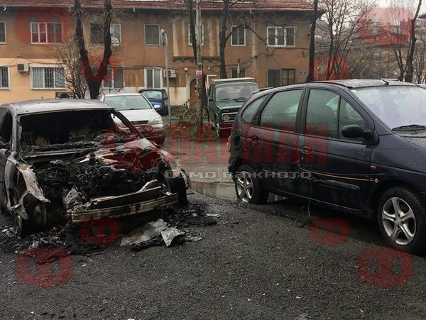 Бургаският бизнесмен Йоско е собственикът на луксозния автомобил, пламнал като факла в ж.к.Братя Миладинови