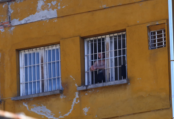 Пратиха Живко в карцера, нахранил котките в затвора с обяда си