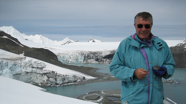 Проф. Христо Пимпирев: Ако посетиш веднъж Антарктида, винаги искаш да се връщаш